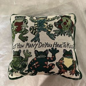 Ex-cell home fashions vintage NWT frog pillow